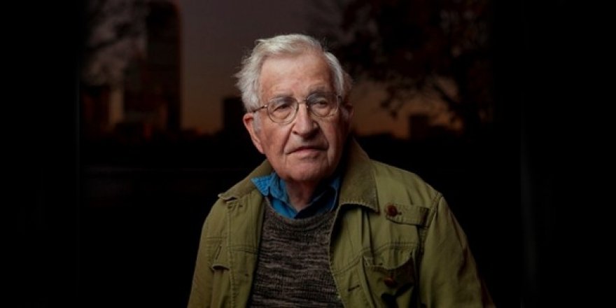 Chomsky: Kürtler, Suriye’de zoru başardı