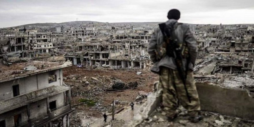Fehim Taştekin: Kobani'de savaş provası