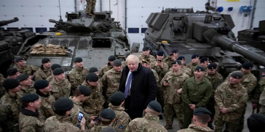 Ukrayna krizi: İngiltere’den 1000 askere teyakkuz emri