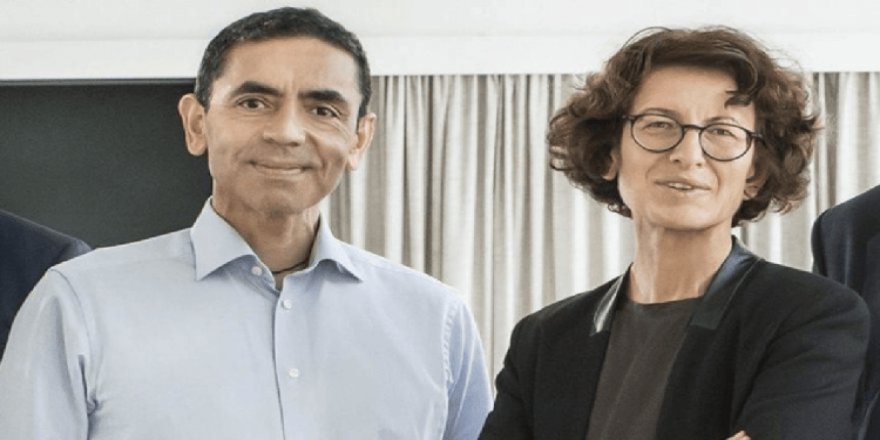 Bilim insanları Uğur Şahin ile Özlem Türeci ‘Yılın Atatürkçüsü Ödülü’nü reddetti