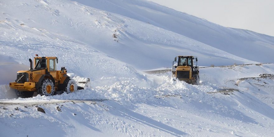 8 kentte 774 yerleşim birimine ulaşım sağlanamıyor