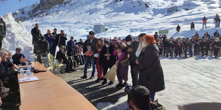 Dersim...Düzgün Baba Cemevi’nde Xızır cemi tutuldu