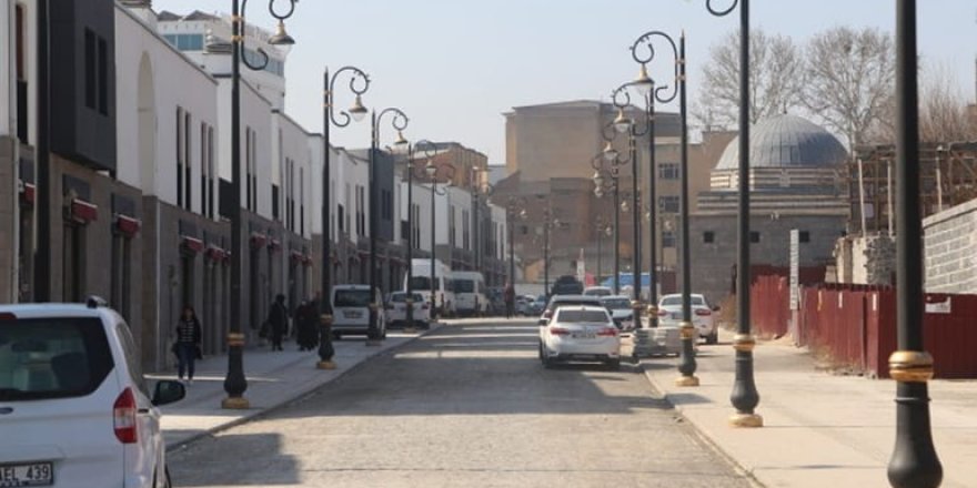 Sur mağdurları: Evlerimizden vazgeçmeyeceğiz