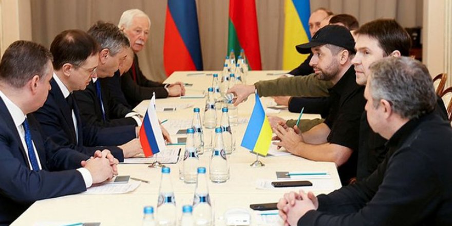 Rusya-Ukrayna müzakere görüşmeleri sona erdi:Rus heyeti ikinci tur görüşmenin yapılacağını açıkladı
