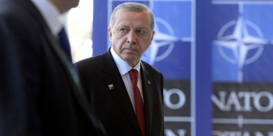 Financial Times: 'NATO yuvasındaki Guguk Kuşu' Erdoğan köşeye sıkıştı