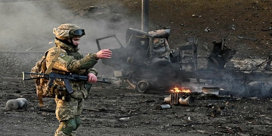 Ukrayna ile Rusya birbirini suçladı; Mariupol'daki 'geçici ateşkes' ertelendi