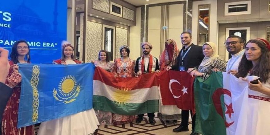 İstanbul’da Kürt gençlere ‘En İyi Diplomatlar’ ödülü