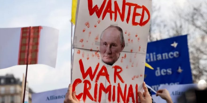 Ukrayna'nın işgali: Putin savaş suçlarından yargılanabilir mi?