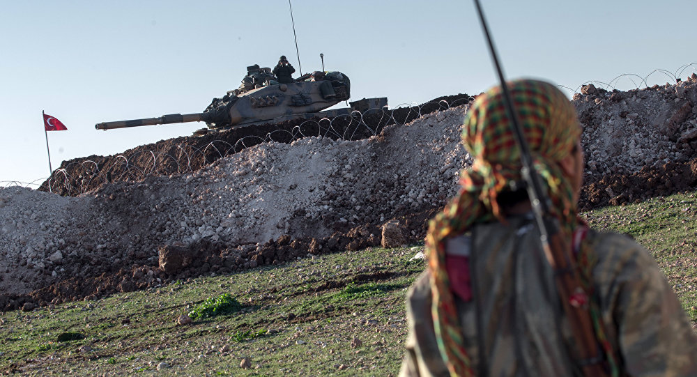 Başbakan Yıldırım,Efrin'e karadan girildiğini söyledi, YPG yalanlıyor!