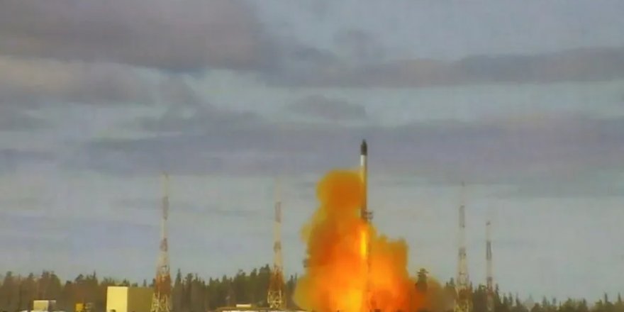 Rusya'dan kıtalararası balistik füze denemesi