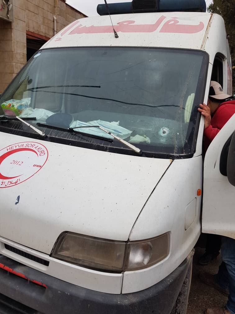 Afrin Cindires'te Türk uçakları ambulansı hedef aldı!