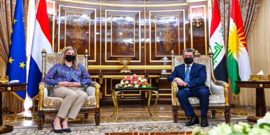 Başbakan ile Hollandalı heyet ilişkilerin geliştirilmesini görüştü