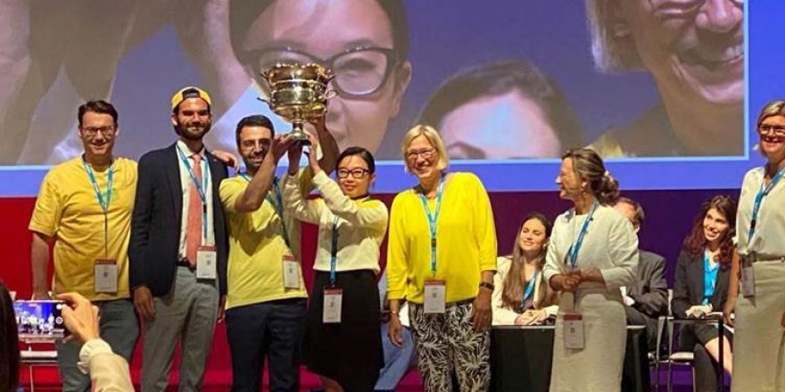 Kürt doktor Avrupa'nın 'en iyi cerrahı' seçildi