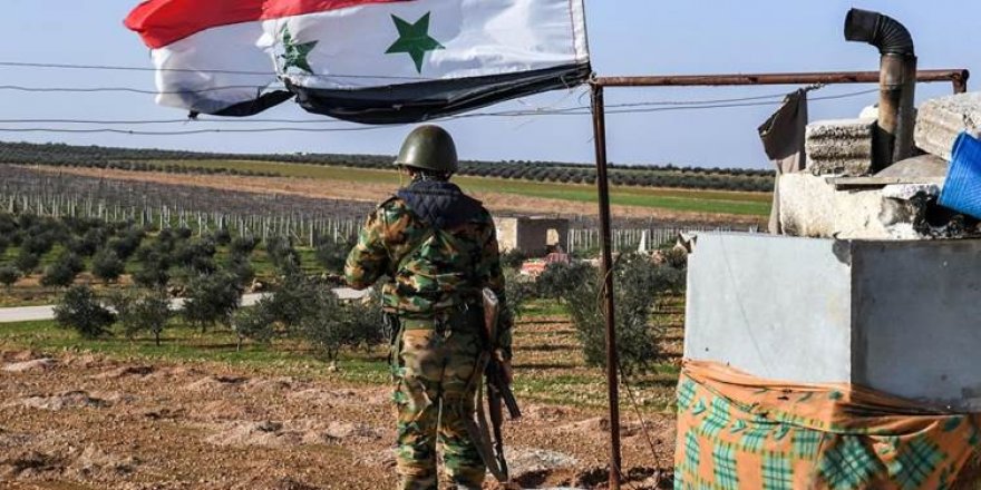 IŞİD, Suriye'nin doğusunda saldırdı: 9 Suriye askeri öldürüldü