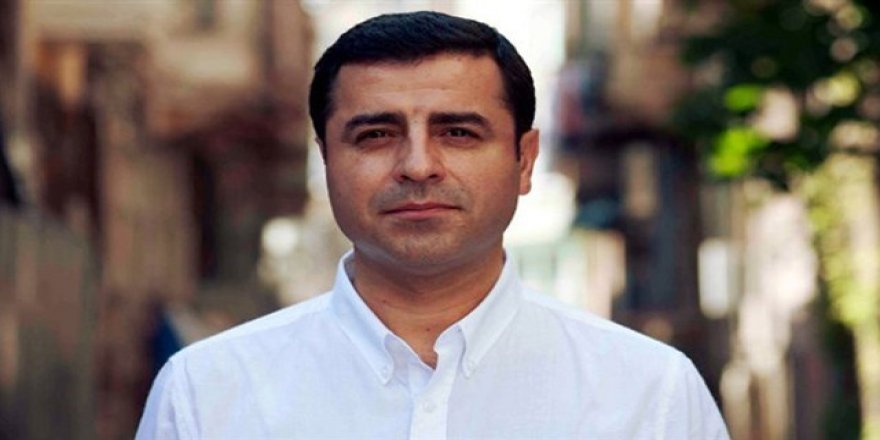 Demirtaş: PKK’nin Türkiye’ye karşı silahları tümden bırakmasını isterim