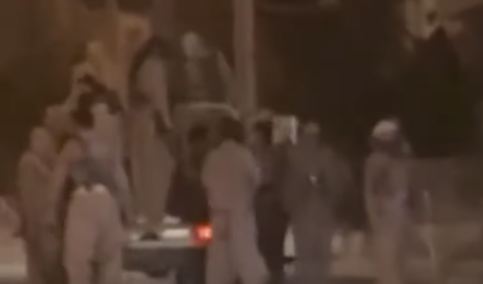 İran Pasdarları, Peşmerge kıyafetleriyle halka saldırıyor