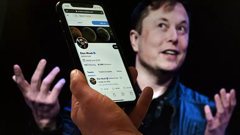 Twitter'ı satın alan Elon Musk, üst yöneticilerin işine son verdi