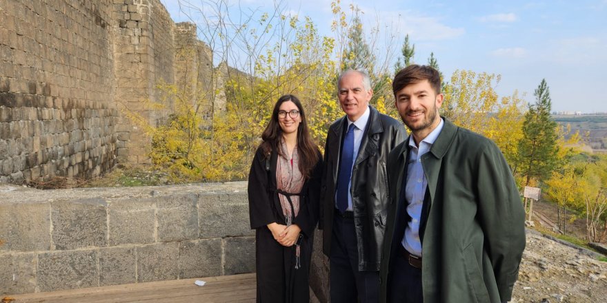 Fransız Büyükelçisi Magro Diyarbakır’a hayran kaldı