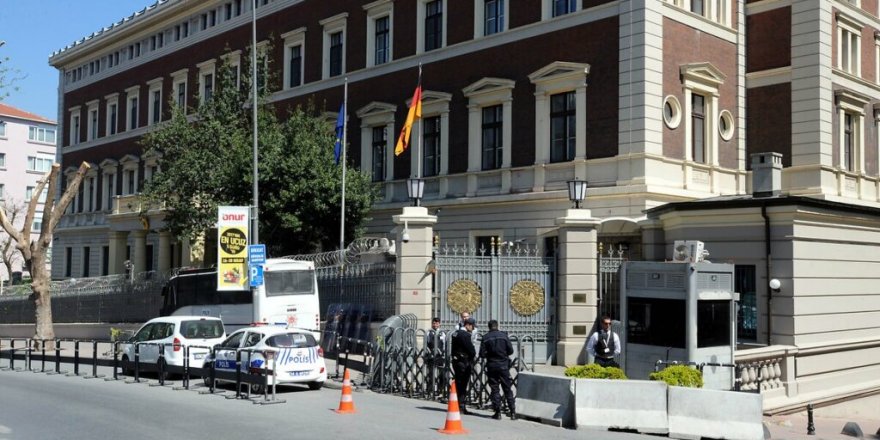 Almanya Başkonsolosluğu da saldırı tehdidi nedeniyle kapatıldı