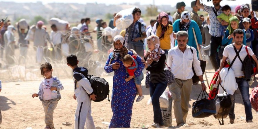 Suriye'ye 'gönüllü dönüş' manzaraları: Paramparça aileler, babasız kalan engelli çocuklar...