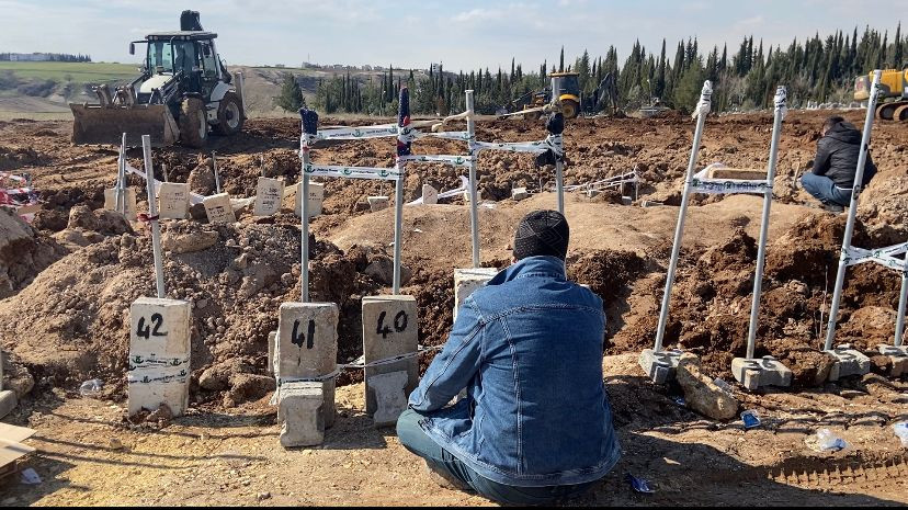 Adıyaman'da depremin özeti: Toplu mezarlar