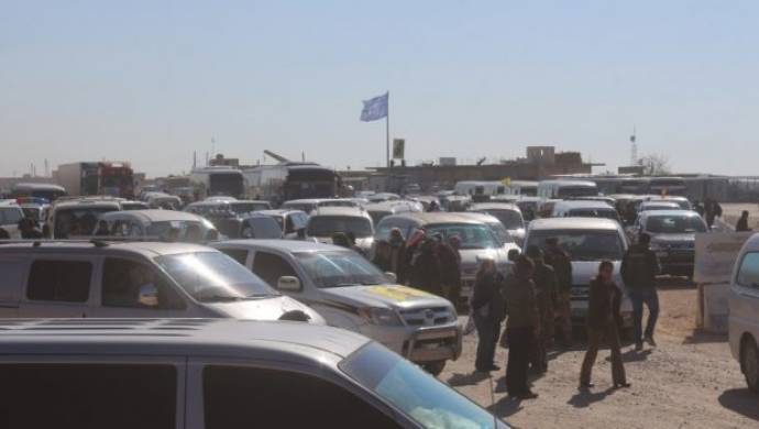 Afrin göç alıyor...Minbiç’te toplananlar destek için Afrin’e gidiyor