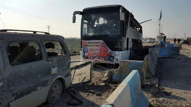 Afrin’den çıkan sivilleri taşıyan araç konvoyu vuruldu, yaşamını yitirenler var
