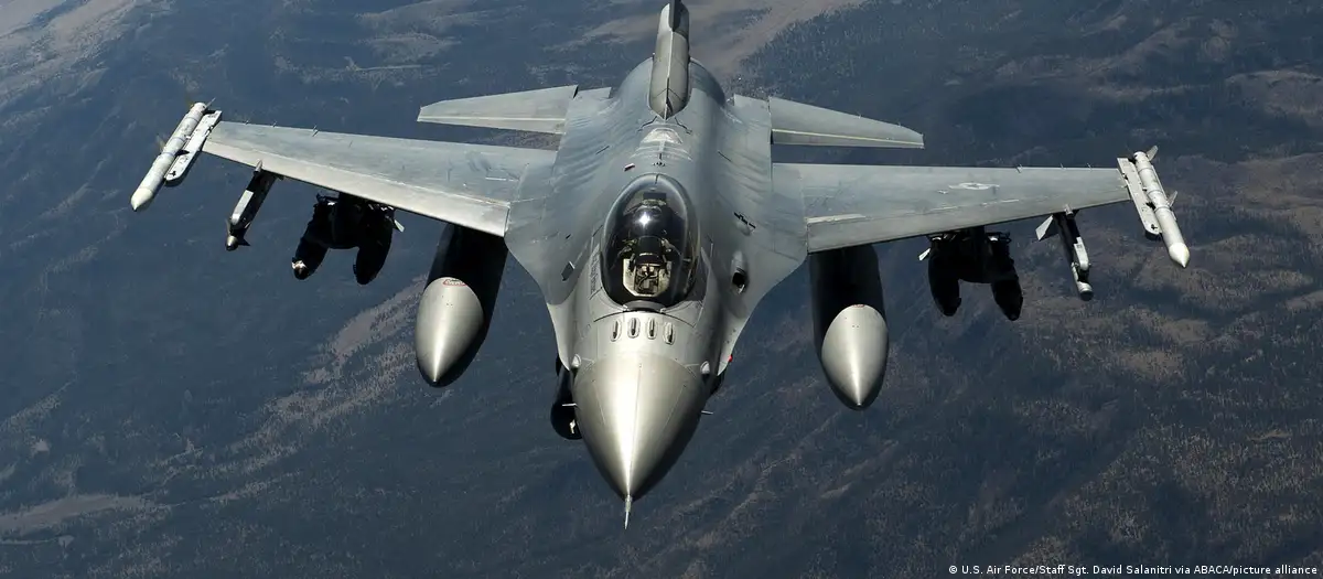 Menendez Türkiye'ye F-16 satışına itirazını sürdürüyor