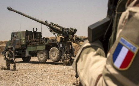 Fransa Afrin'e üst düzey askerlerini yolladı