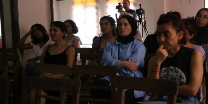 Diyarbakır'da Kadın Sinema Atölyesi etkinliği: ' Kürt Kadın İmgeleri Projesi'