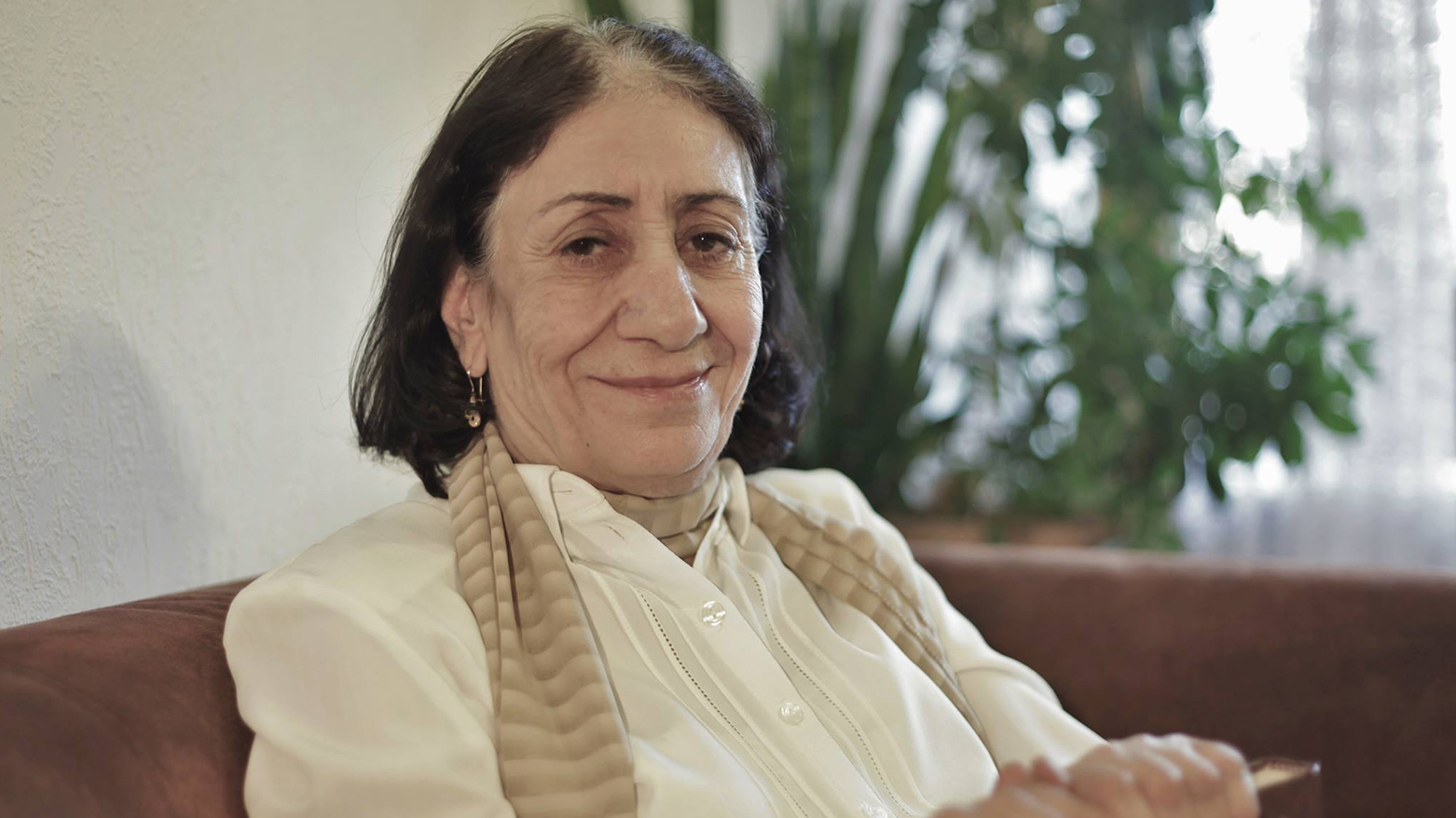 Zara Ödülü'nün sahibi Rojavalı yazar Amine Omer oldu