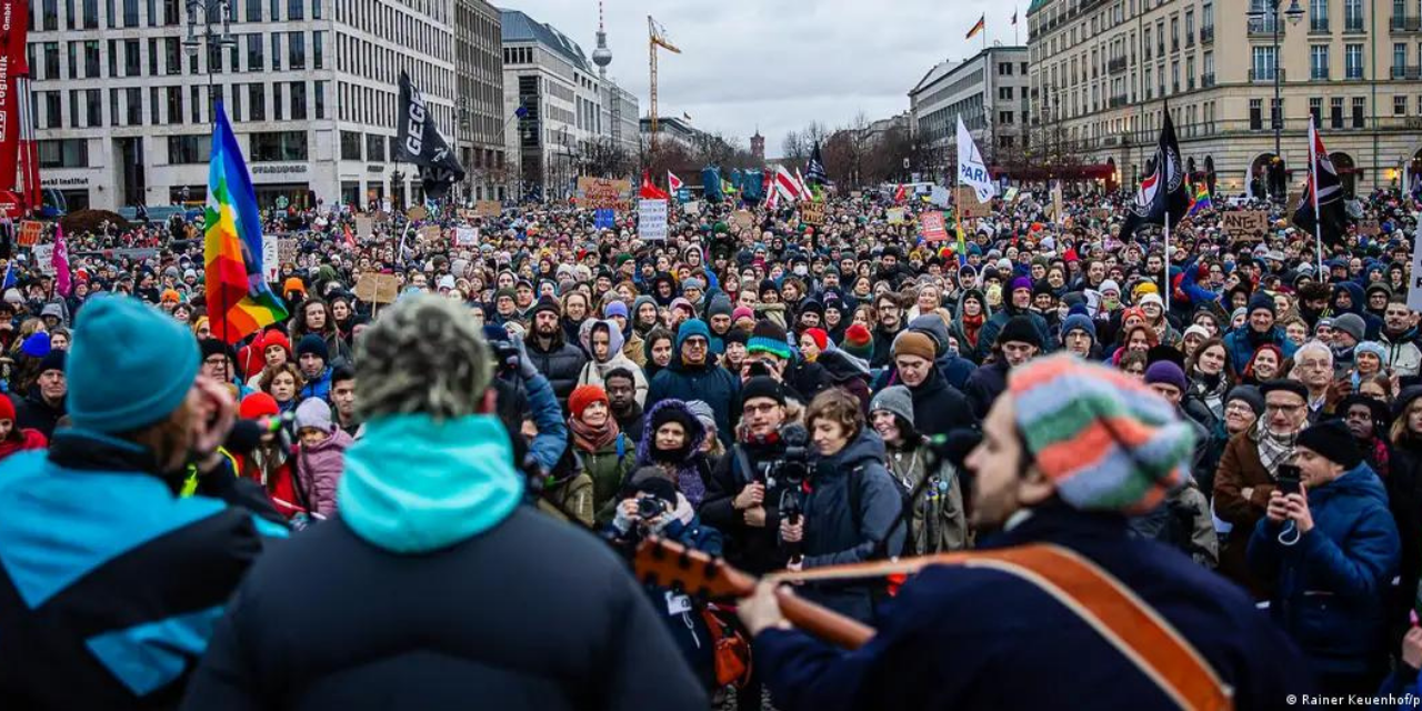 Almanya'da 'sessiz çoğunluk' AfD'ye karşı sokaklarda