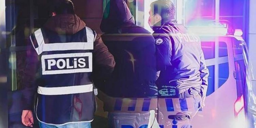 Türk polisi Kürt siyasi sığınmacıyı gözaltına aldı