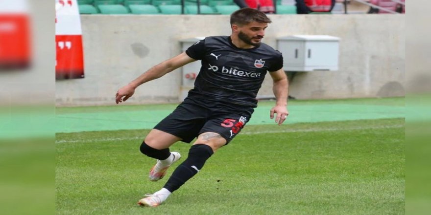 DİYARBEKİRSPOR’DA OYNAYAN TRABZONLU FUTBOLCU: Bıyık bırakılınca vatan kurtarıldığını zannediyorlar