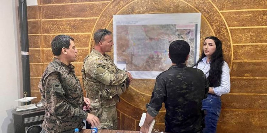 CENTCOM komutanından Rojava'ya ziyaret