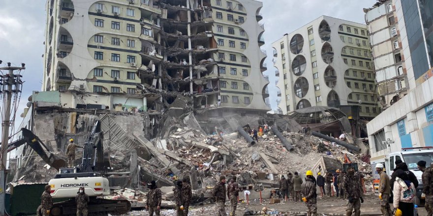 89 kişinin öldüğü Galeria Sitesi'nin tutuklu dört sanığına 17 yıl 6'şar ay hapis cezası