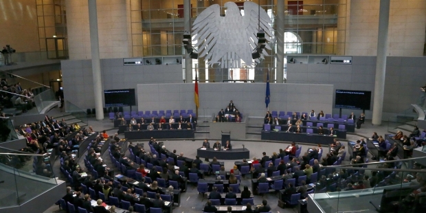 Almanya Parlamentosu'nda oylanan 1915 olaylarını soykırım olarak niteledi