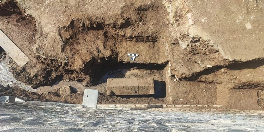 Diyarbakır Sur dibinde Roma dönemine ait lahit mezar