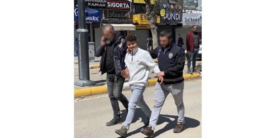 Van'da polisin 'göz takibi' somut delil sayıldı: 'Gülen çocuk' tutuklandı