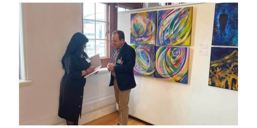 İngiltere'de 20 Kürt sanatçının eserlerinin yer aldığı sergi açıldı