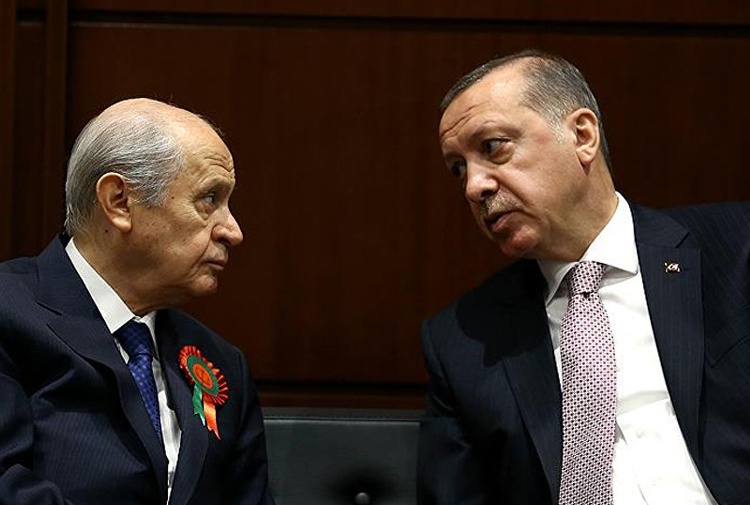 AKP kulisleri: Bahçeli’nin erken seçim çıkışına ‘tuzak’ diyen de var, güvenmeyen de