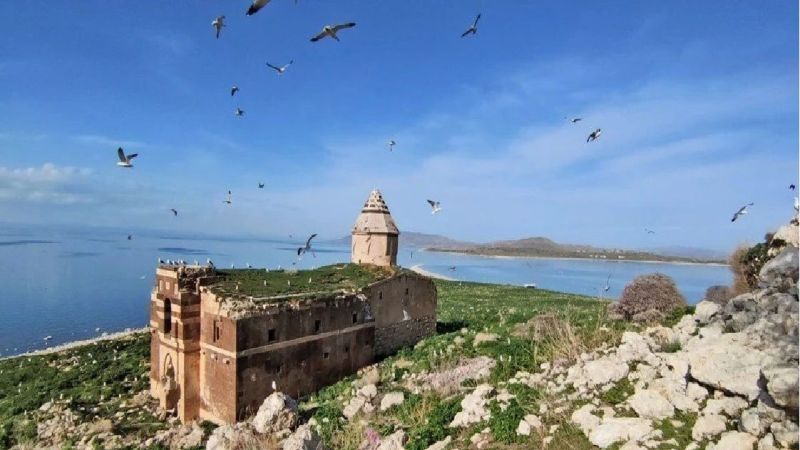 Van’daki saklı cennet: Çarpanak