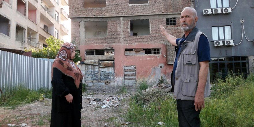 Sur mağduru yaşlı karı-koca, 8 yıldır evlerinin onarılmasını bekliyor