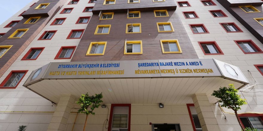 Kayyum bürokratlarına çifte maaş: Misafirhane otel olmuş