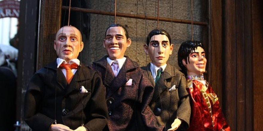 Mehmet Taşdemir: Otoritenin eteğine tutunanlar