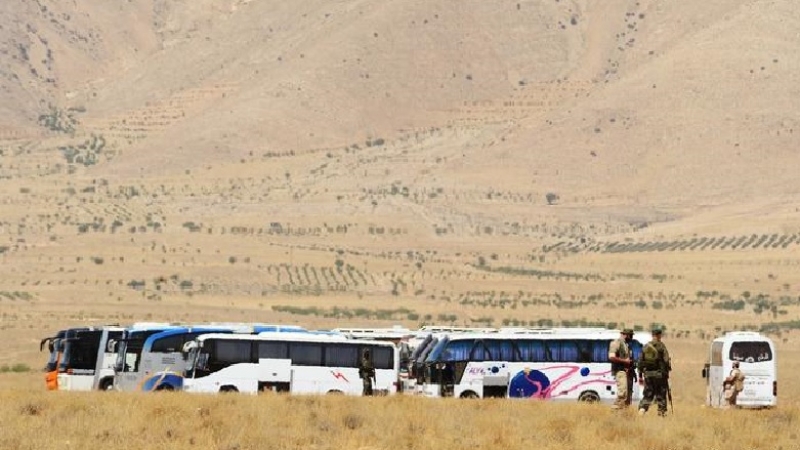 "Doğu Kalamun'dan tahliye edilen cihadistler Efrin'e yerleştiriliyor"