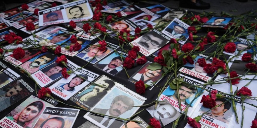 Cumartesi Anneleri 1002'nci kez Galatasaray Meydanı'nda