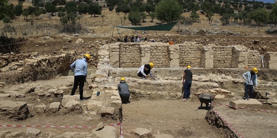 DİYARBAKIR – Kazı çalışması bölge tarihine ışık tutuyor