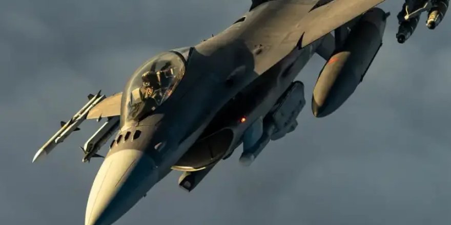 ABD savaş uçakları 4 Rus uçağına karşı havalandı