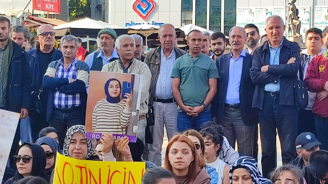 PWK’liler Diyarbakır’da Rojin Kabaiş İçin Düzenlenen Etkinliğe Katıldılar